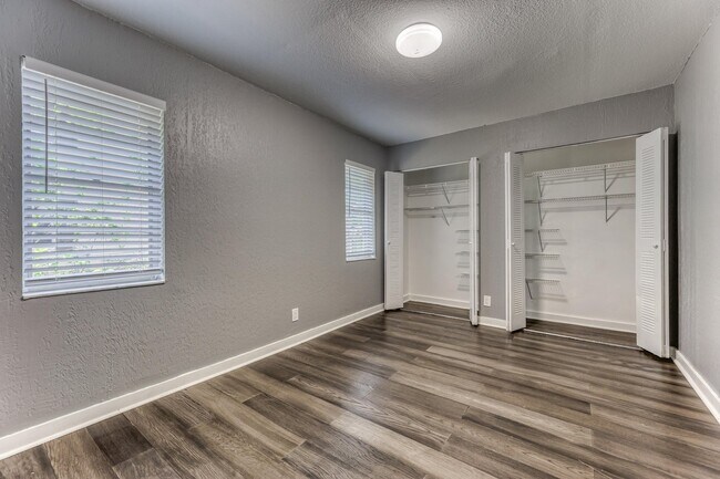 Building Photo - 7971 NW 35th Ct