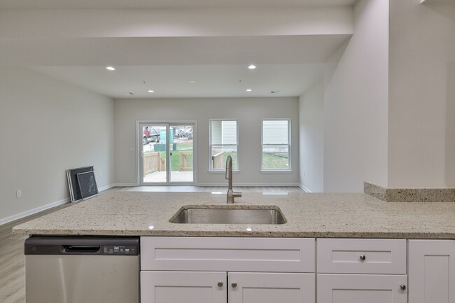 Building Photo - Brand-new construction 3 bedroom townhouse...