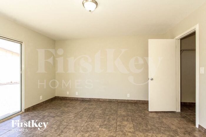 Building Photo - 13857 N 48th Ave