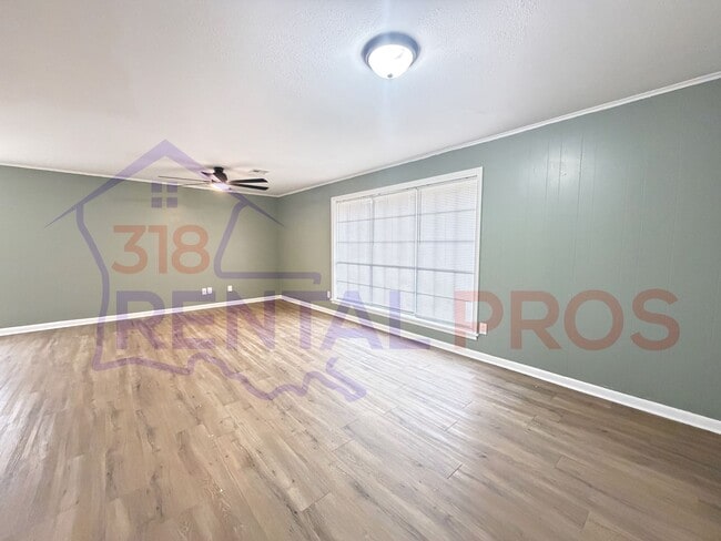 Building Photo - 3 Bed, 2 Bath Home in Ruston!