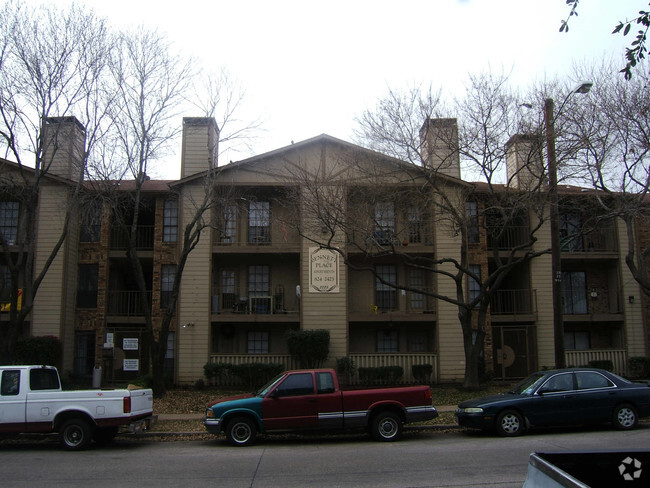 Building Photo - Bennett Place Apartments