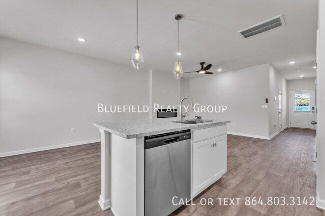 Building Photo - 503 Heswall Ct