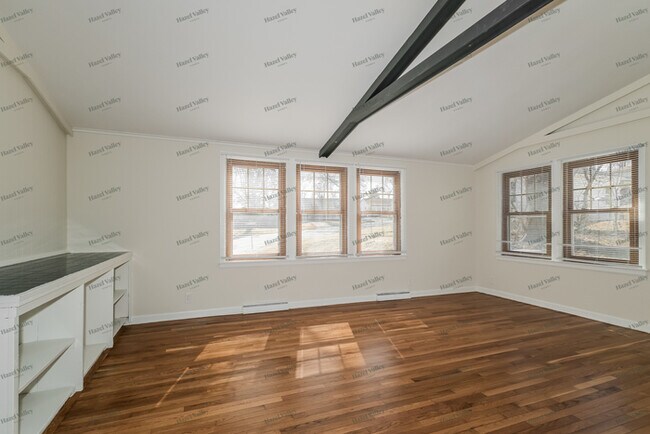 Building Photo - 1125 St. Charles Avenue