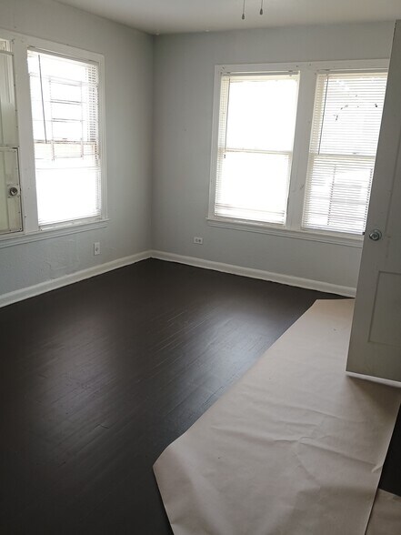 Building Photo - 419 Gulf