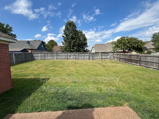 Building Photo - 5628 Autumn Valley Dr