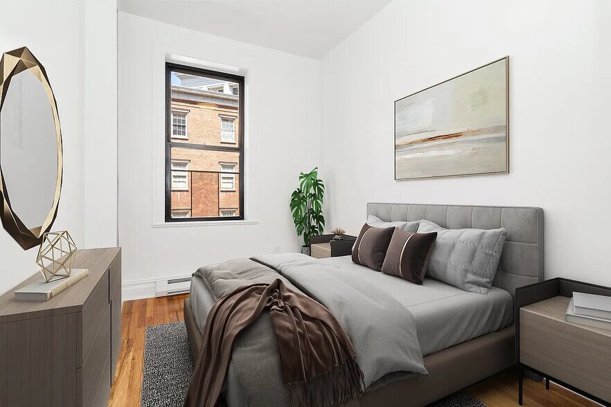 Building Photo - 115 Perry St