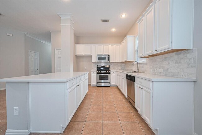 Building Photo - 14423 Bush Sage Dr