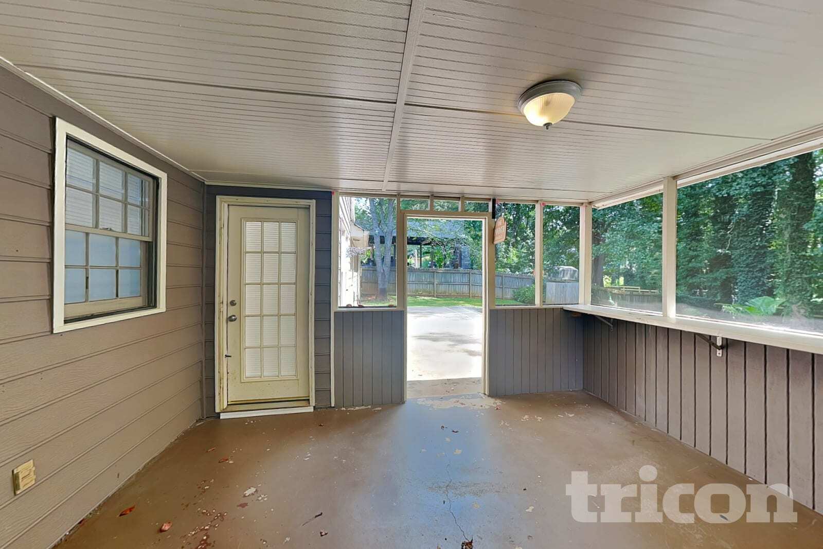 Building Photo - 4981 Brownwood Dr