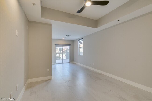 Building Photo - 63 E Agate Ave