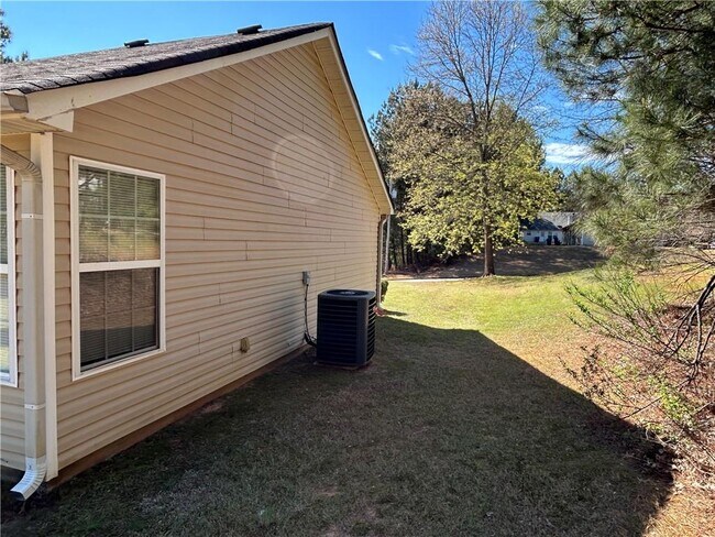 Building Photo - 4710 Brookwood View