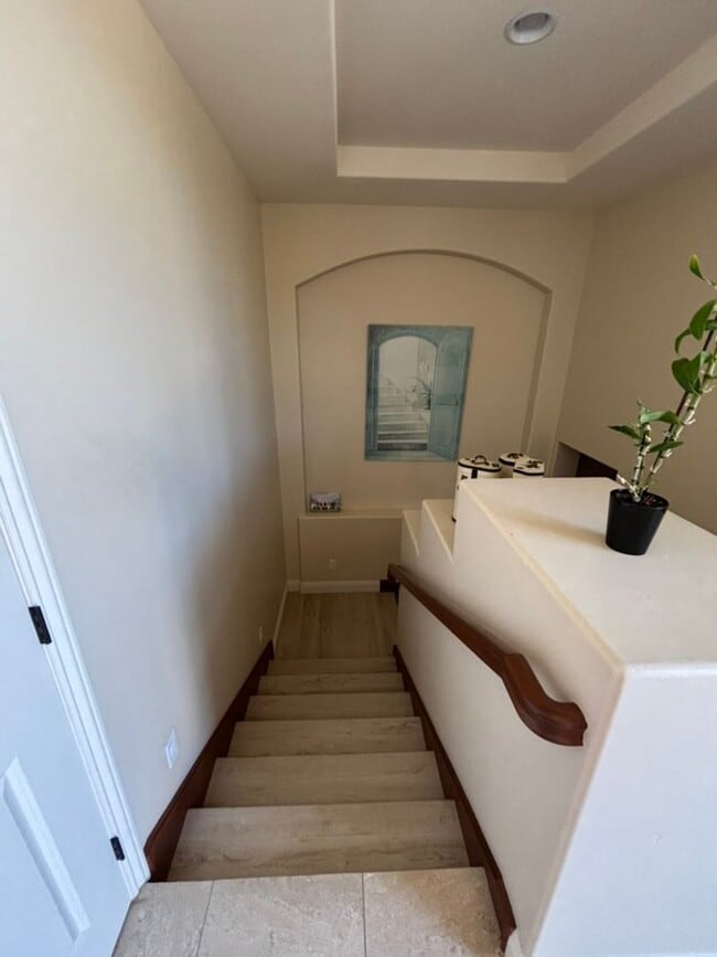 Building Photo - Beautiful 3BD 3.5BA House in La Jolla