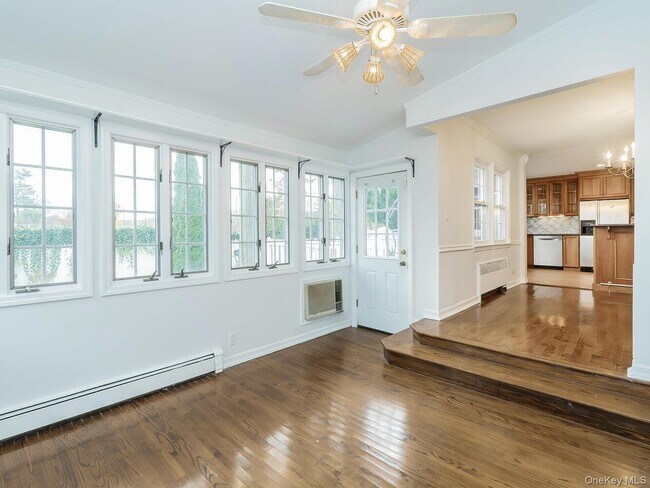 Building Photo - 41 S 4th St