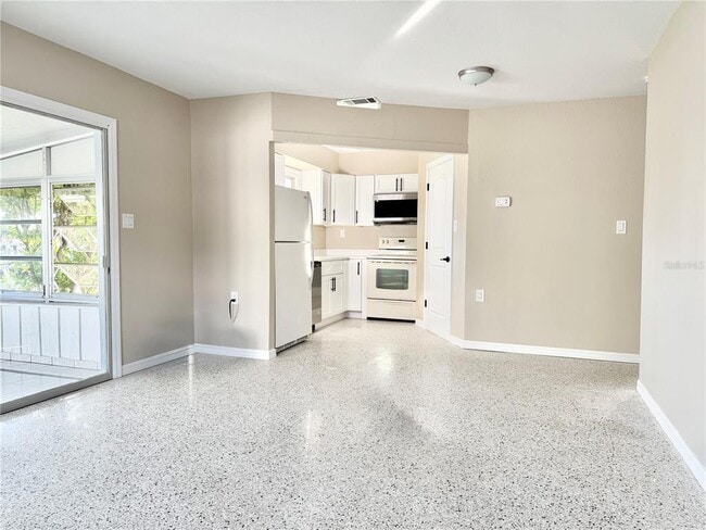 Building Photo - 4528 Floramar Terrace