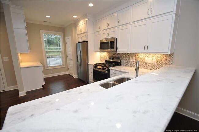 Building Photo - 311 Old Grove Ln