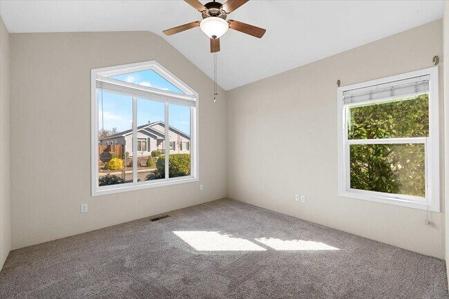 Building Photo - 2540 Bethany Ct