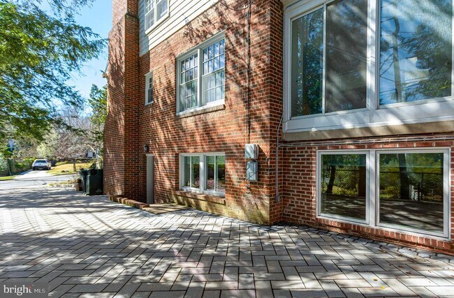 Building Photo - 4515 29th St NW