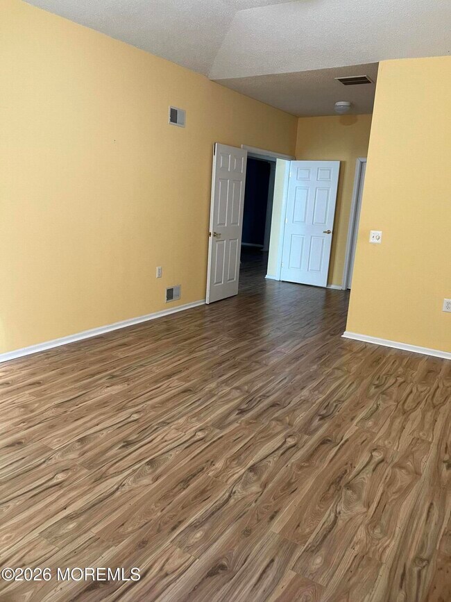 Building Photo - 11 Umberland Pl