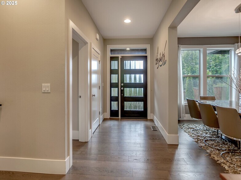 Building Photo - 9709 SW West Haven Dr