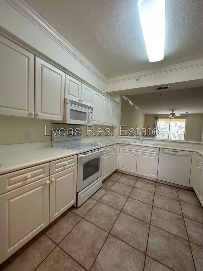 Building Photo - 8341 Whiskey Preserve Cir