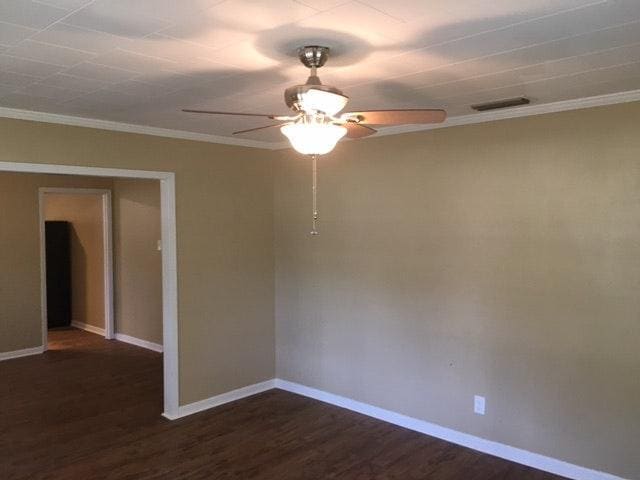 Building Photo - 7454 Oak Dr W