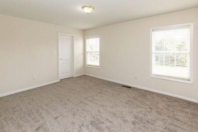 Building Photo - Lakes at Hazel Dell 4 Bedroom