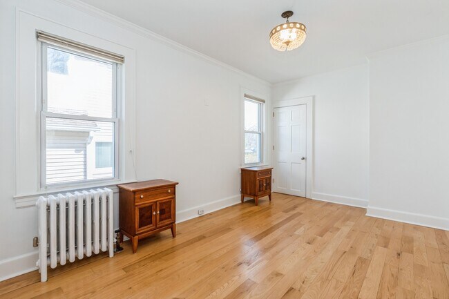 Building Photo - 34 Glenview Terrace