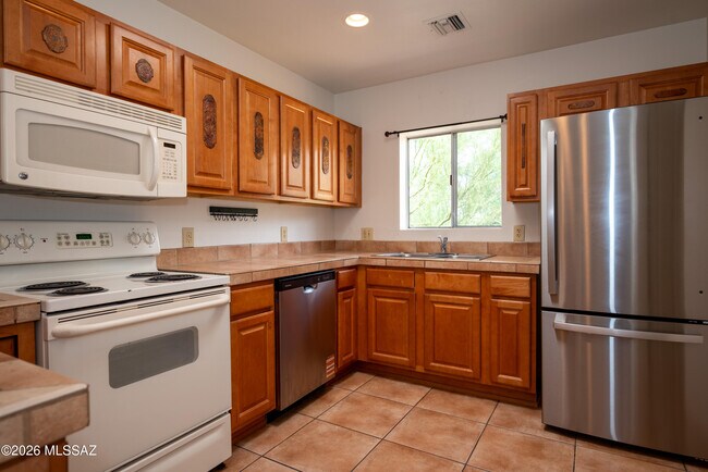 Building Photo - 6255 N Camino Pimeria Alta