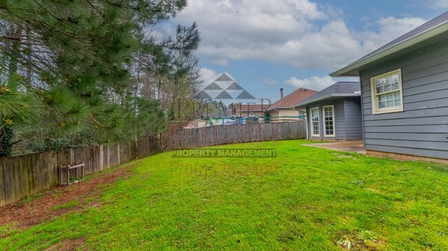 Building Photo - 6009 N Pointe Dr