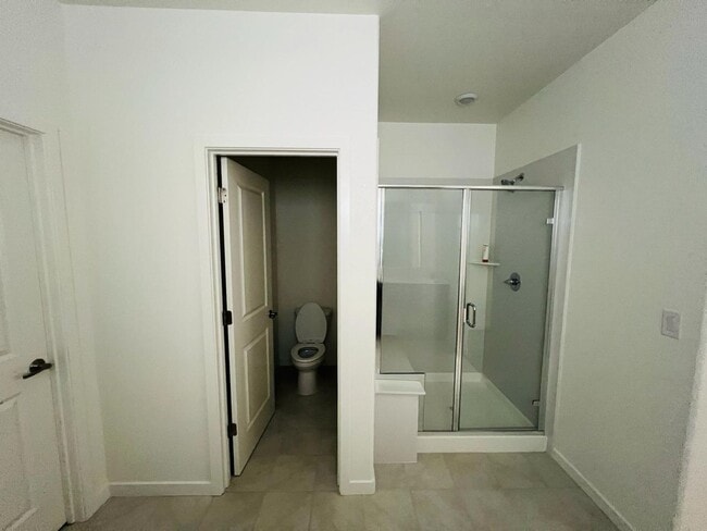 Building Photo - BEAUTIFUL SOLAR  2 STORY HOME IN NATOMS! 4...