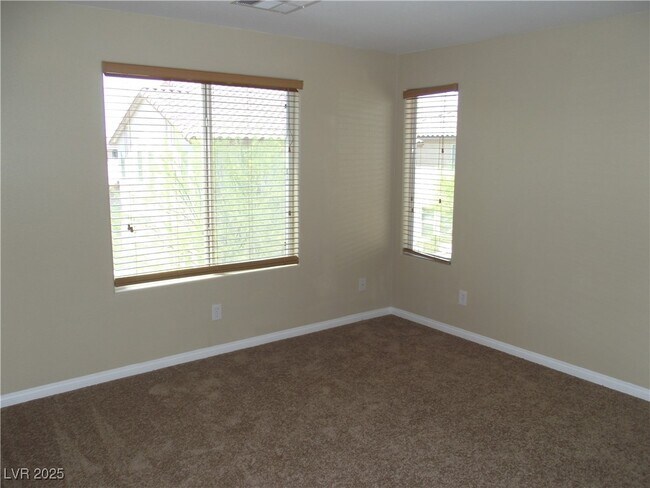 Building Photo - 9037 W Victor Creek Ave