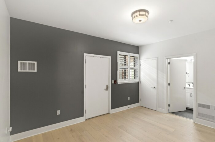 Building Photo - 1565 32nd St