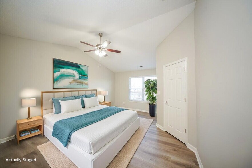 Building Photo - 10302 Draycott Way