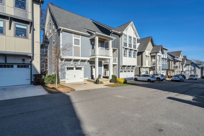 Building Photo - 432 Becanni Ln