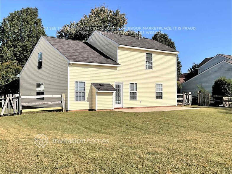 Building Photo - 2307 Jacobs Ct