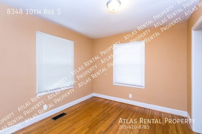 Building Photo - 8348 10th Ave S