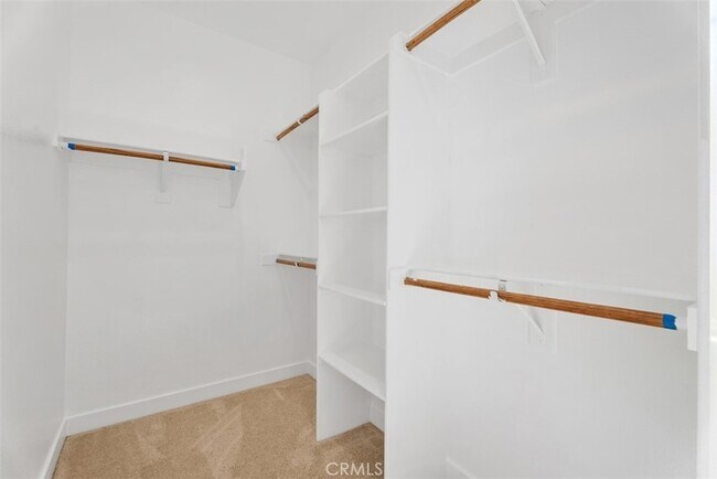 Building Photo - 123 Interval