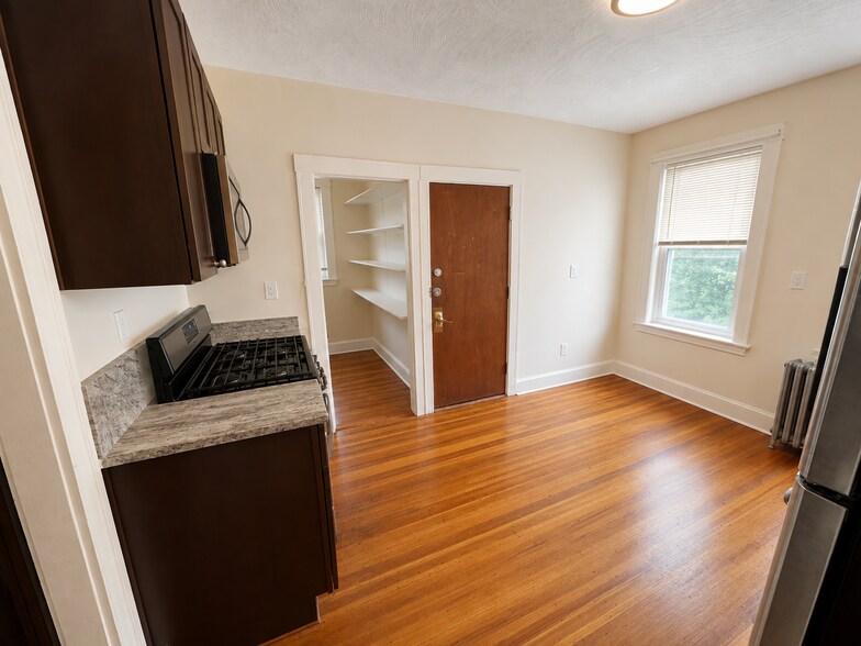 Building Photo - 333 Alewife Brook Pky