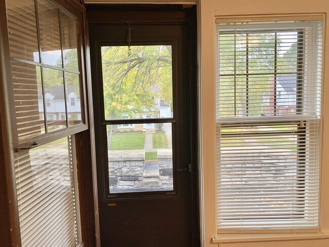 Building Photo - 2848 N 70th St