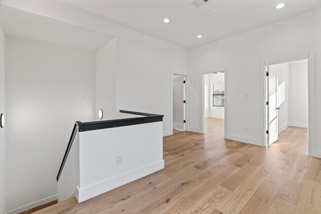 Building Photo - 3802 Commerce St