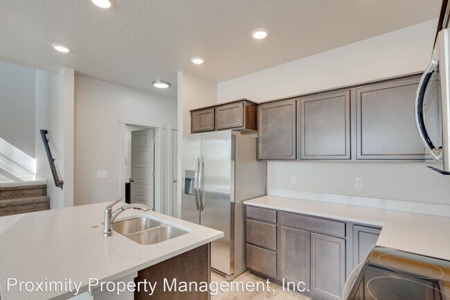 Building Photo - 3 br, 2.5 bath House - 11218 W. Knightsbri...