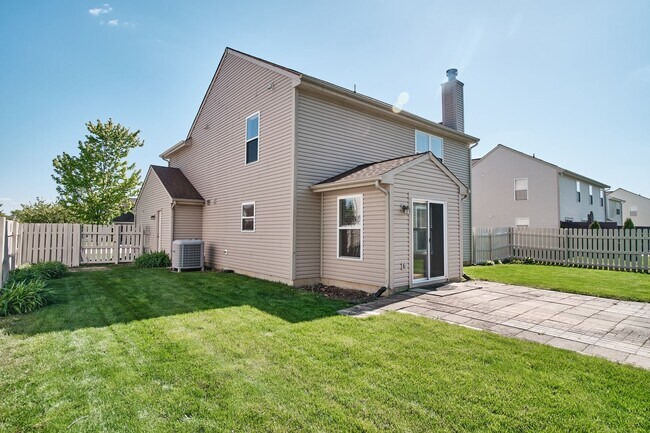 Building Photo - For Rent-4BDRM, 2.5BA Home in Ashwood