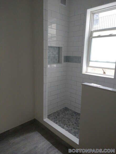 Building Photo - 1189 Commonwealth Ave