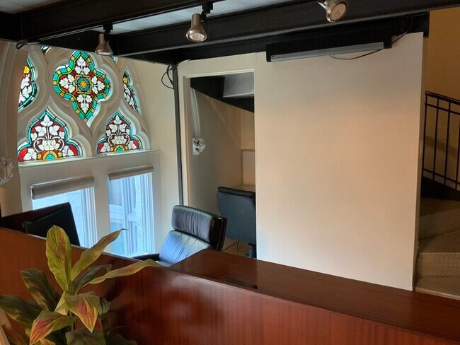 Building Photo - 45 W Broadway