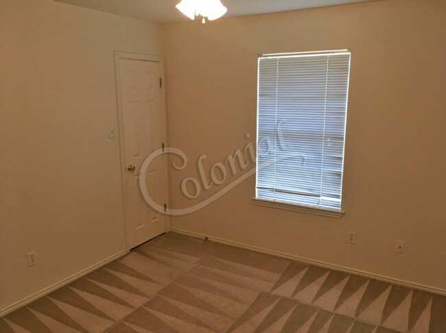 Building Photo - 4604 Bowles Dr