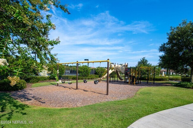 Building Photo - 3085 Danube Ct