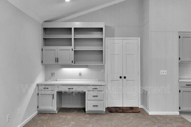 Building Photo - 1116 Reverdy Ln