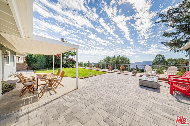 Building Photo - 2620 Sea Pine Ln