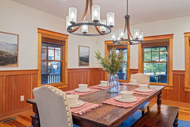 Building Photo - 20 Yellow Birch Cir