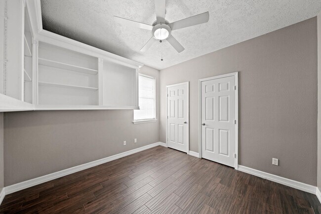 Building Photo - 1207 Wildewood Ct