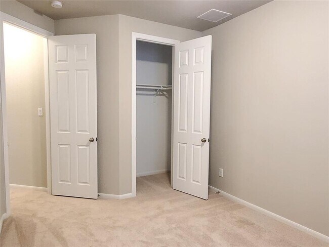 Building Photo - 9445 Towne Lake Pkwy